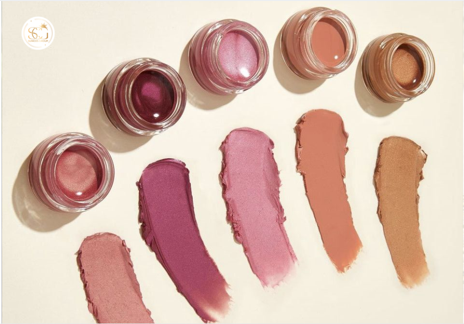 son dưỡng có màu gì