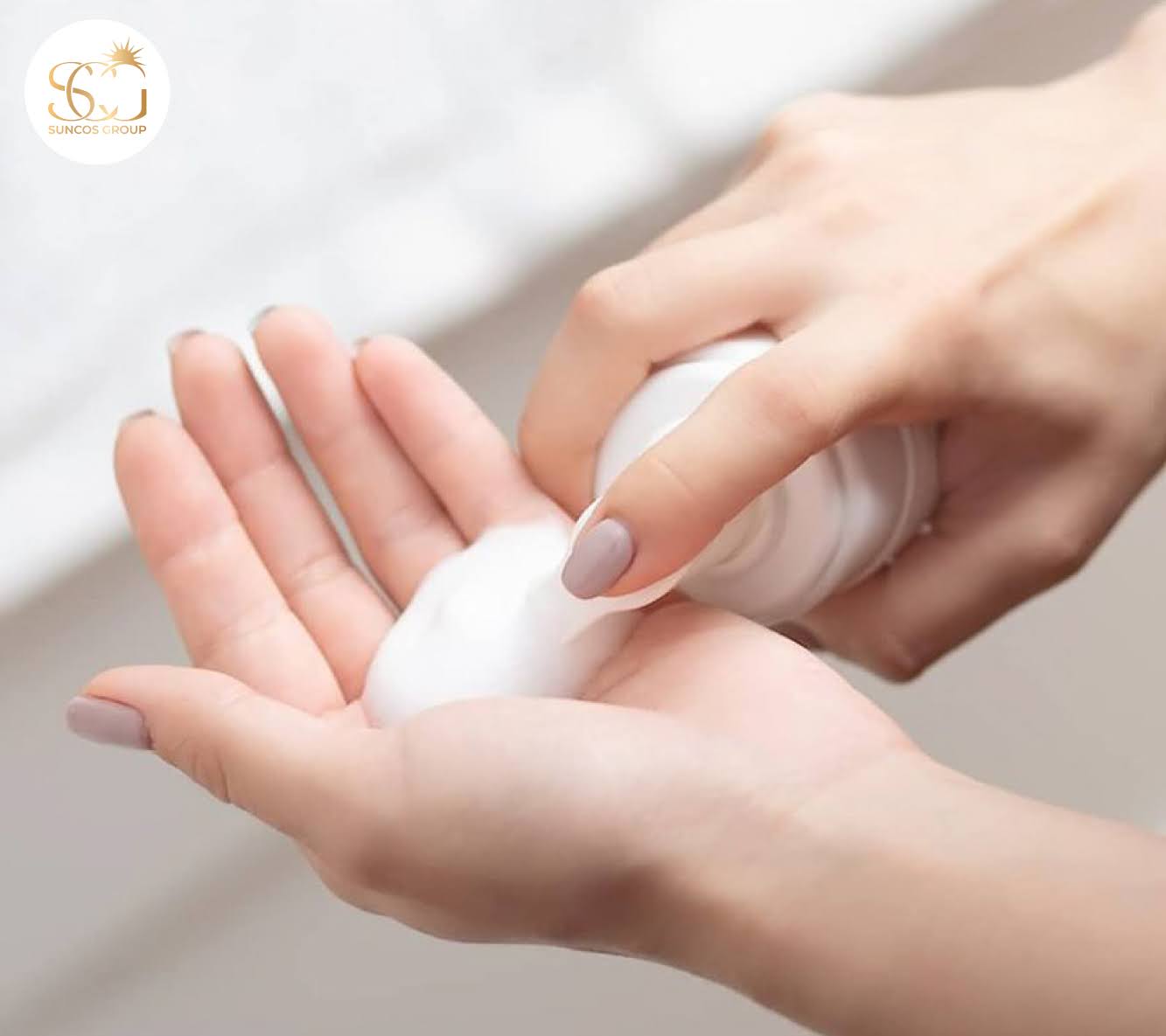 có nên dùng sữa rửa mặt tạo bọt không